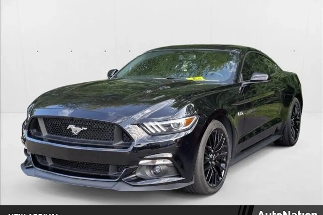 2017 Ford Mustang GT Premium photo 1