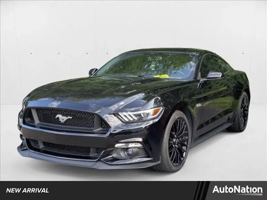 2017 Ford Mustang GT Premium photo 1