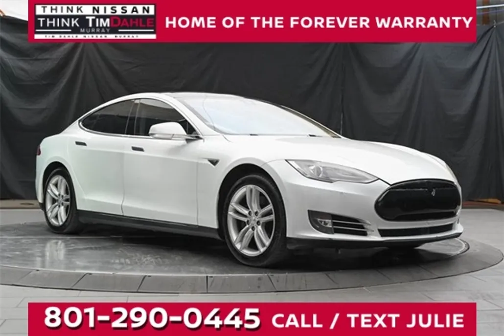 2014 Tesla Model S photo 1