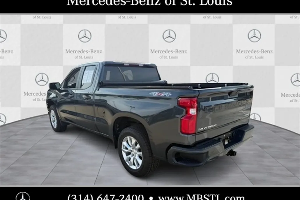2020 Chevrolet Silverado 1500 Custom photo 1