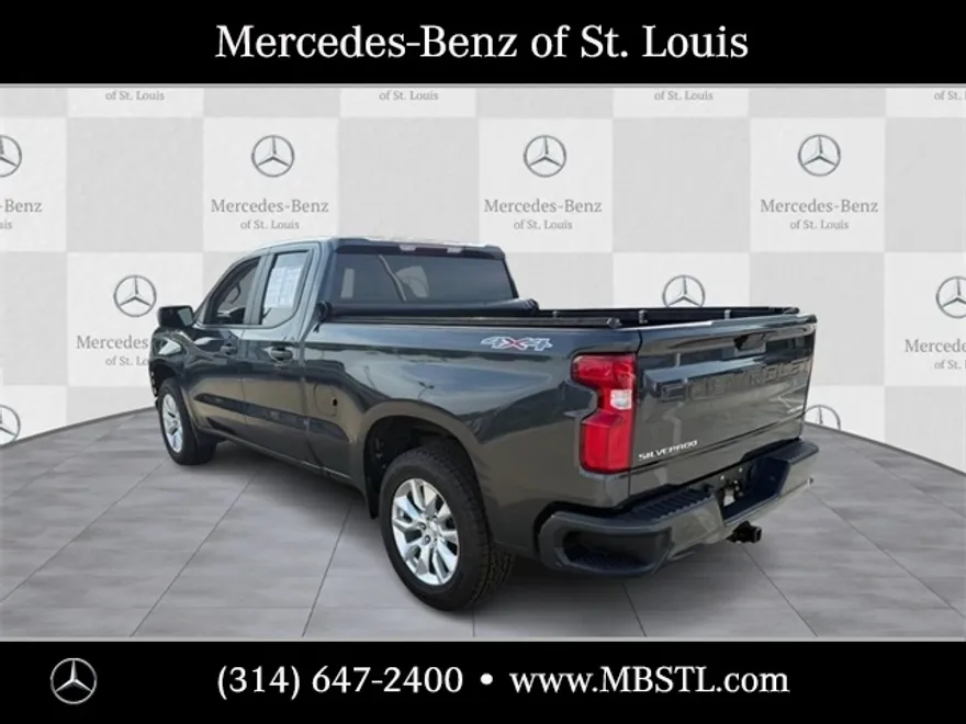 2020 Chevrolet Silverado 1500 Custom photo 1