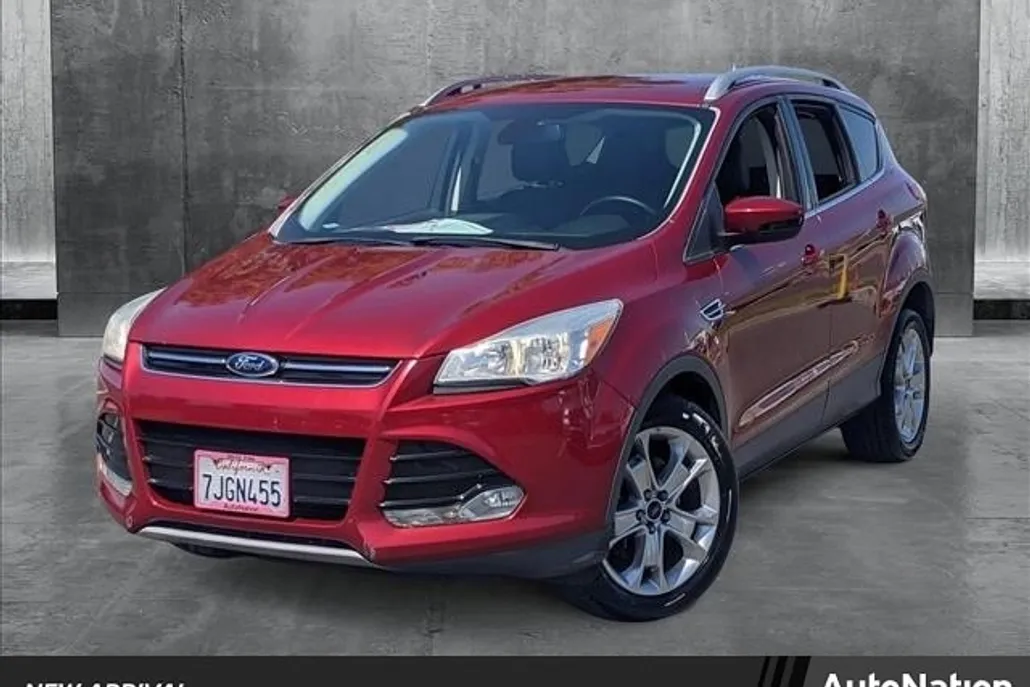 2014 Ford Escape Titanium photo 1