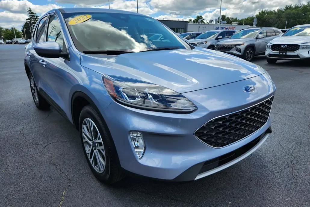 2022 Ford Escape SEL photo 1