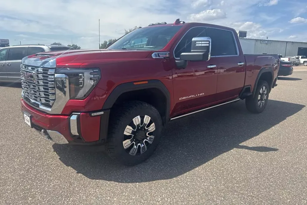 2024 Gmc Sierra 2500 Denali photo 1