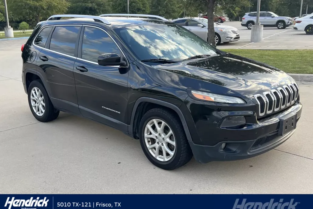 2016 Jeep Cherokee Latitude photo 1