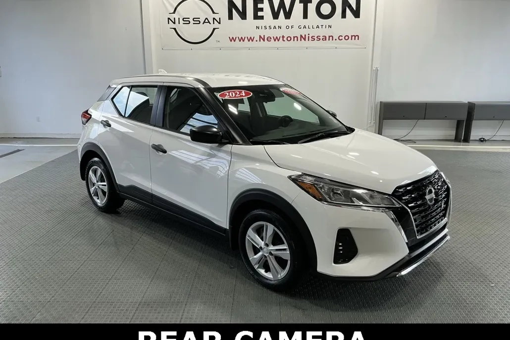 2024 Nissan Kicks S photo 1