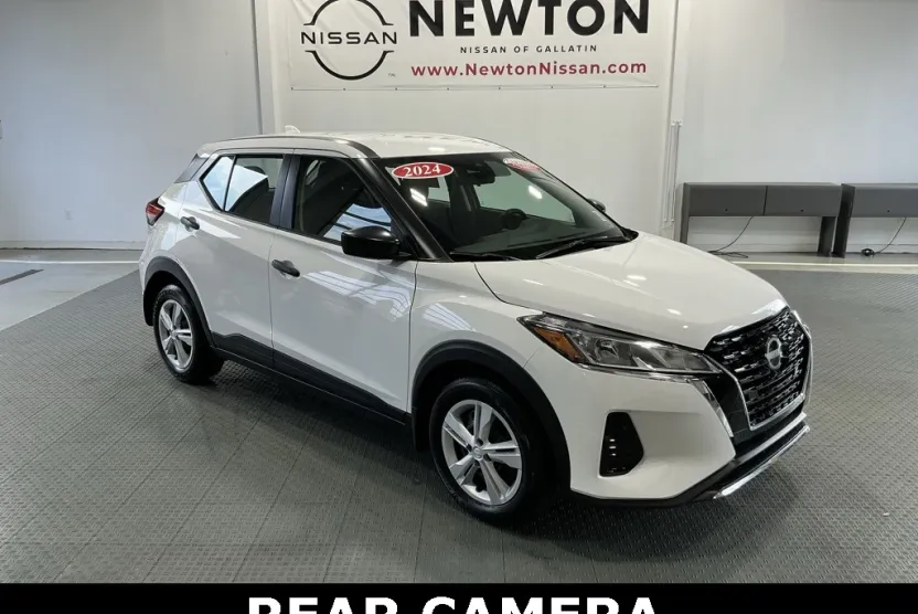 2024 Nissan Kicks S photo 1