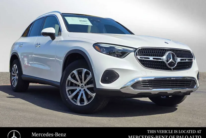 2026 Mercedes Benz GLC 300 4MATIC photo 1