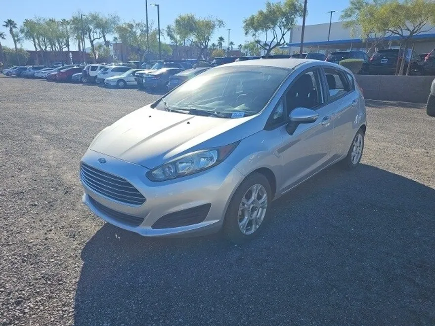 2014 Ford Fiesta SE photo 1