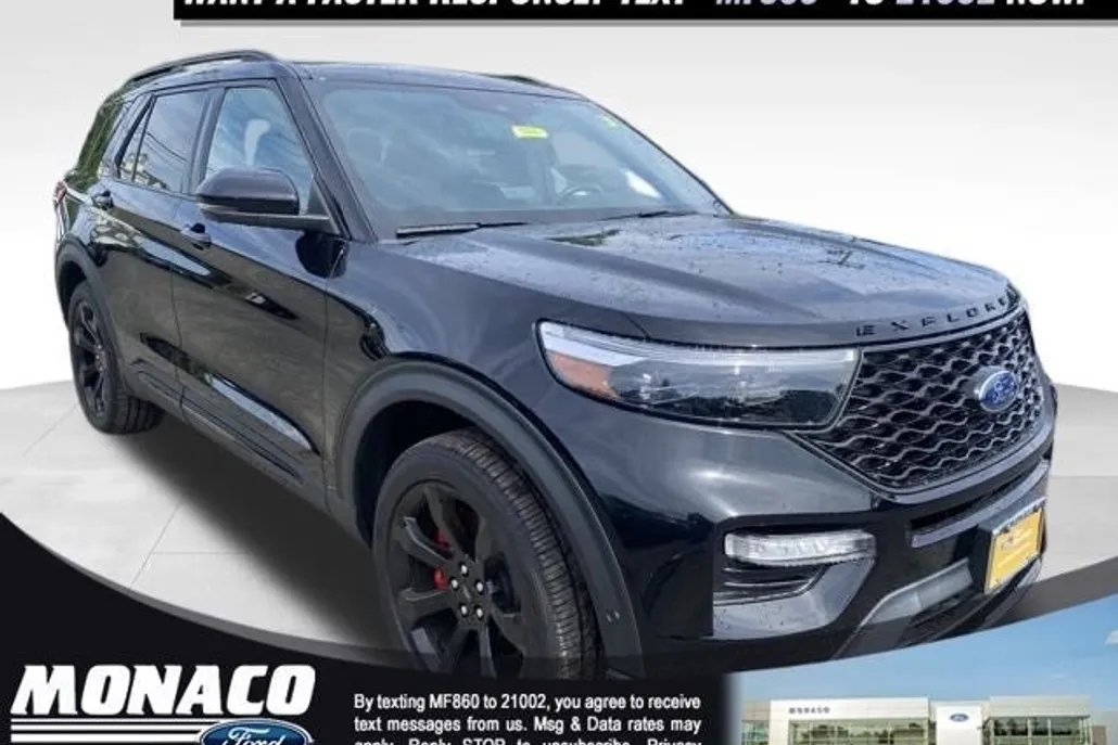 2022 Ford Explorer ST photo 1