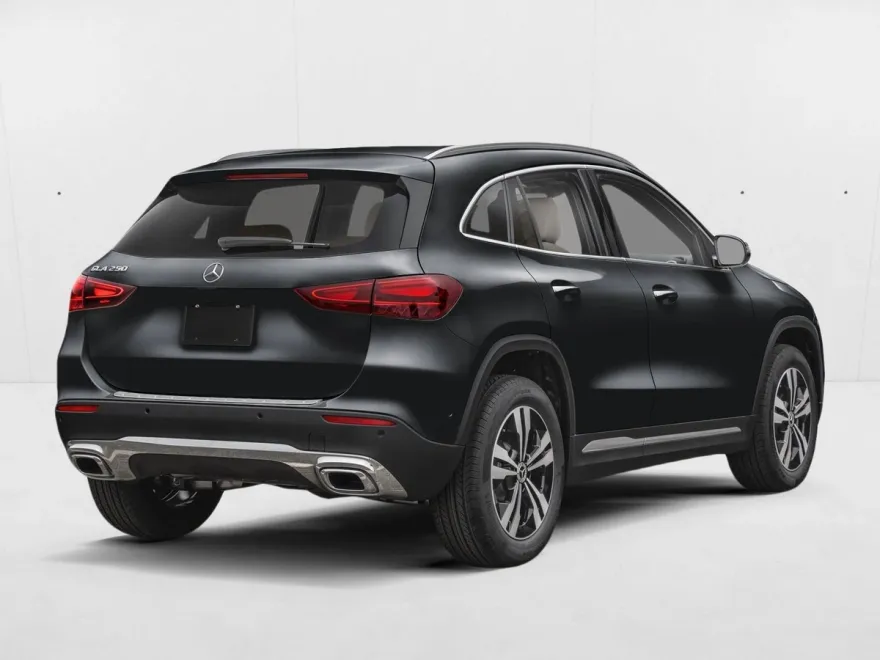 2026 Mercedes Benz GLA 250 photo 1