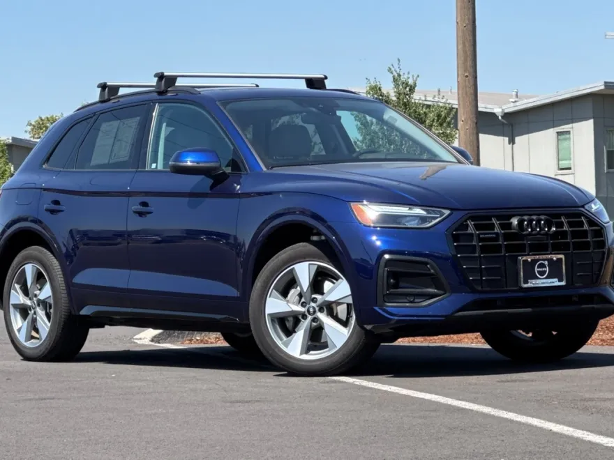 2024 Audi Q5 40 Premium Plus photo 1