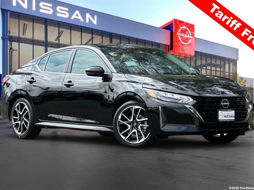 2025 Nissan Sentra SR photo 1