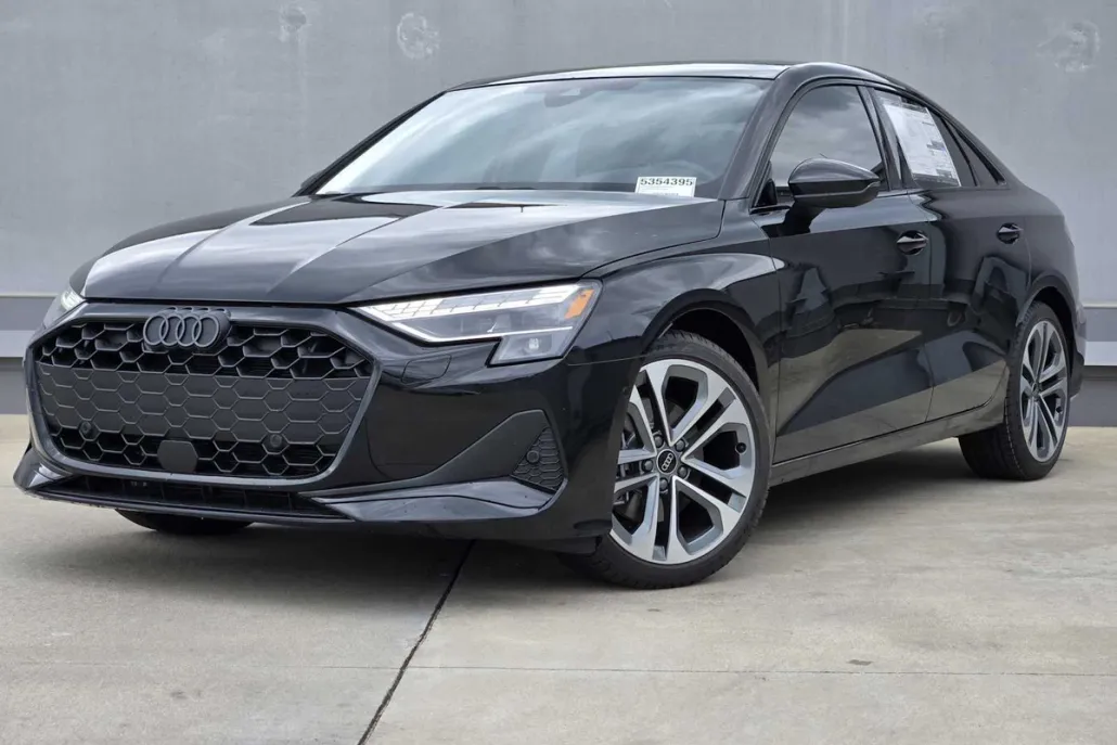 2025 Audi A3 2.0T Premium photo 1