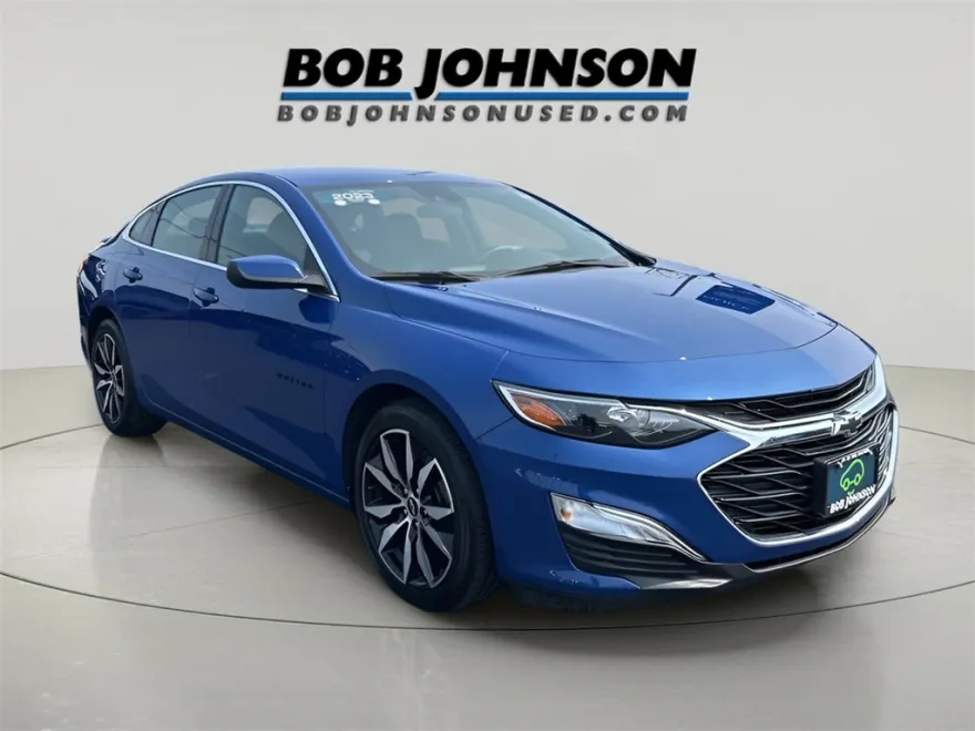 2023 Chevrolet Malibu RS photo 1