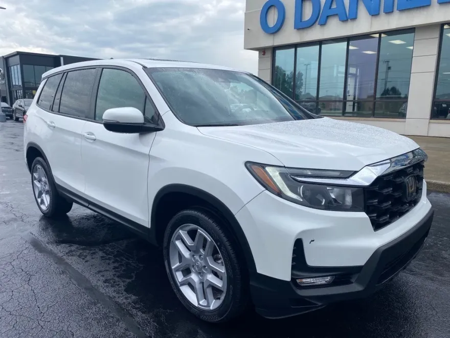 2024 Honda Passport EX-L photo 1