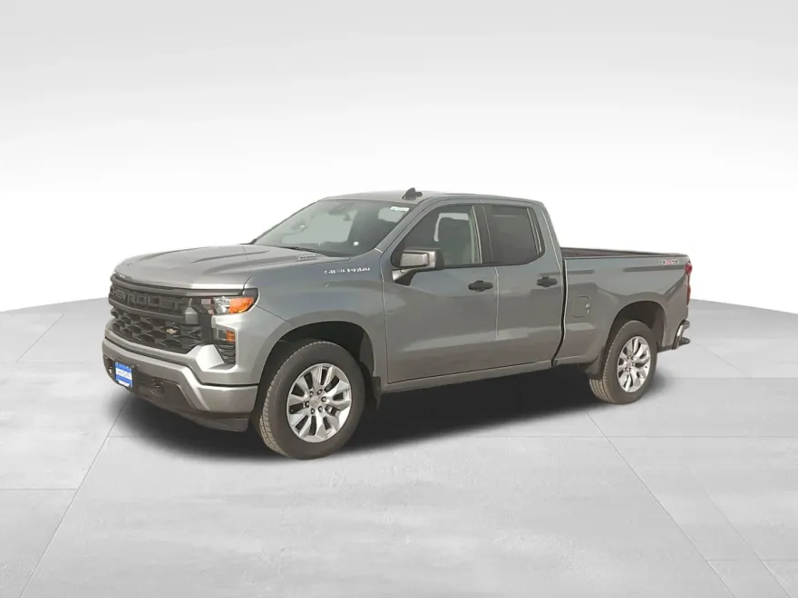 2025 Chevrolet Silverado 1500 Custom photo 1