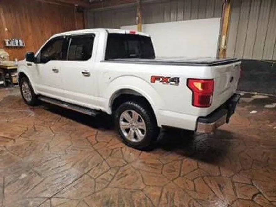 2019 Ford F-150 Lariat photo 1