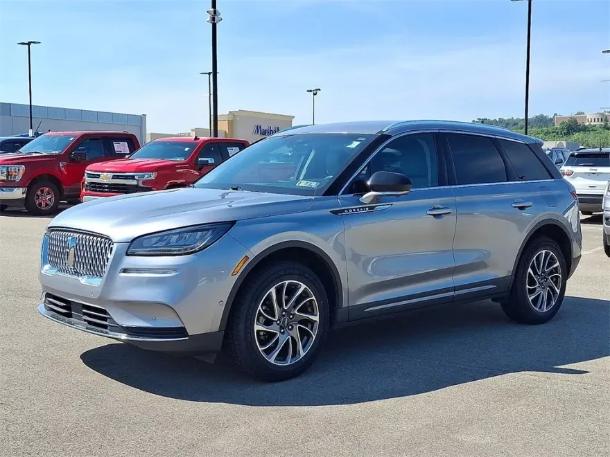 2021 Lincoln Corsair Standard photo 1