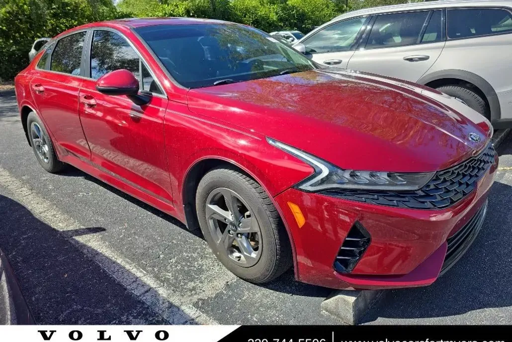 2021 Kia K5 LXS photo 1