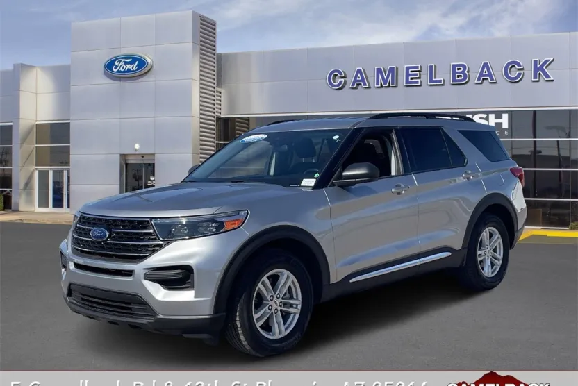 2020 Ford Explorer XLT photo 1