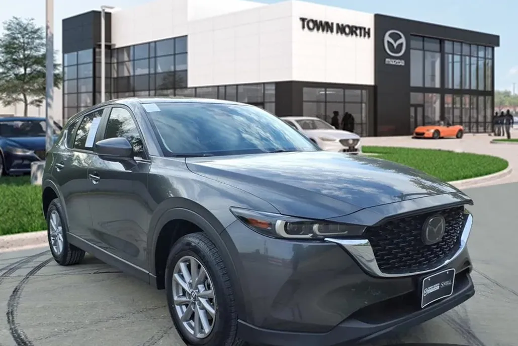 2023 Mazda CX-5 2.5 S Preferred photo 1