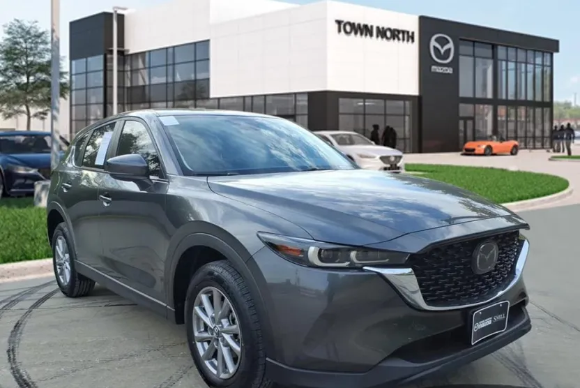 2023 Mazda CX-5 2.5 S Preferred photo 1