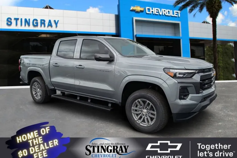 2026 Chevrolet Colorado LT photo 1