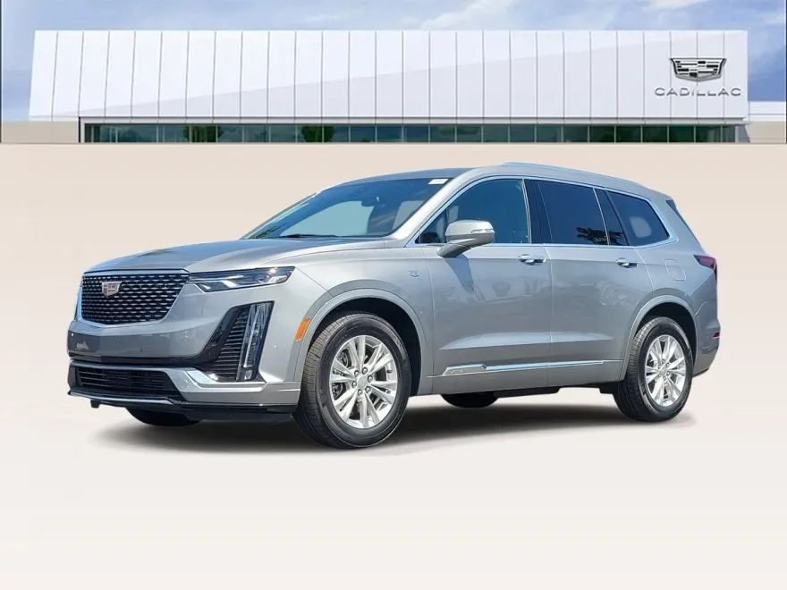 2025 Cadillac XT6 Luxury photo 1