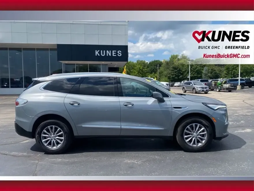 2024 Buick Enclave Premium photo 1