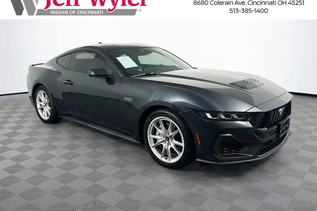 2024 Ford Mustang GT Premium photo 1