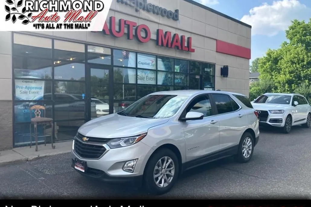 2021 Chevrolet Equinox LT photo 1