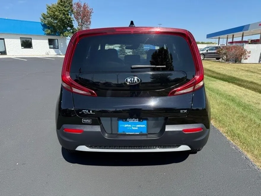 2021 Kia Soul EX photo 1