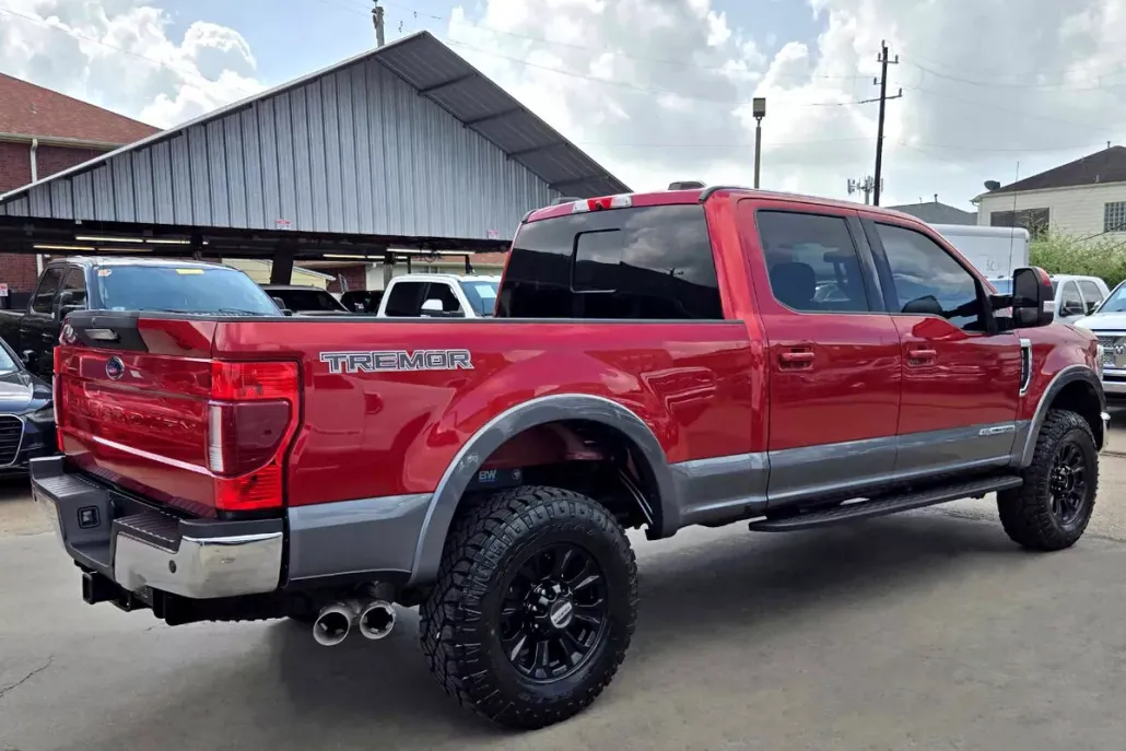 2021 Ford F-350 Lariat photo 1