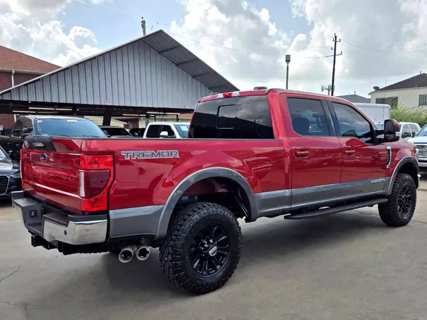 2021 Ford F-350 Lariat photo 1