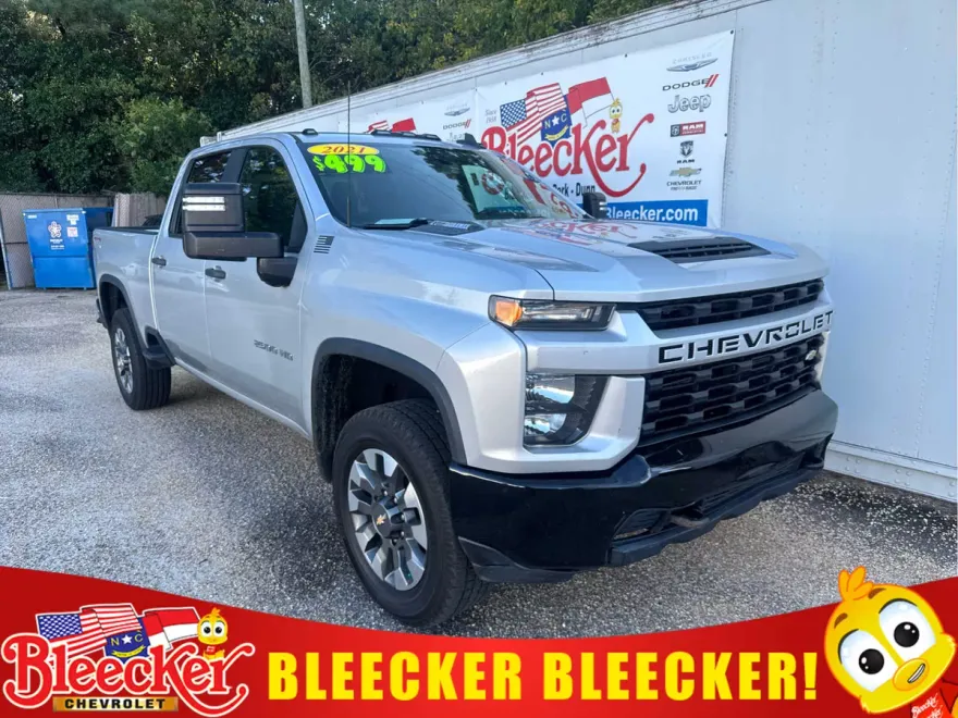 2021 Chevrolet Silverado 2500HD Custom photo 1