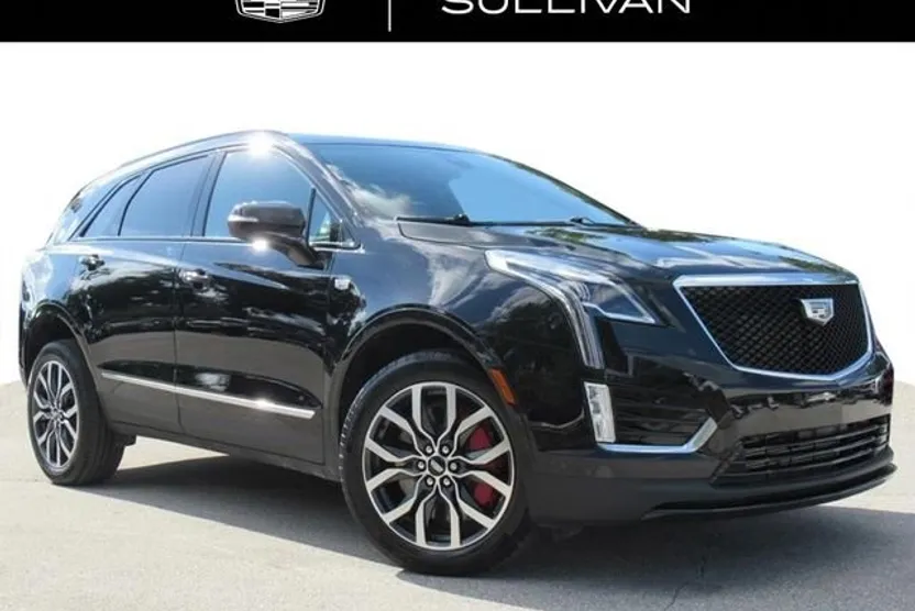 2022 Cadillac XT5 Sport photo 1