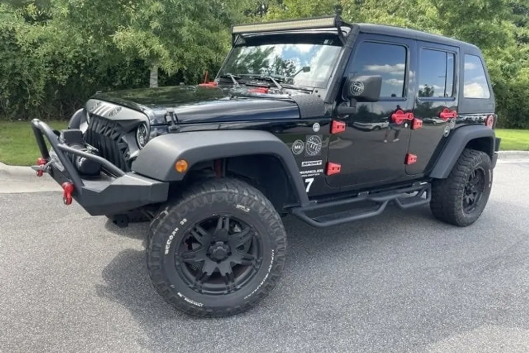 2015 Jeep Wrangler Unlimited Sport photo 1
