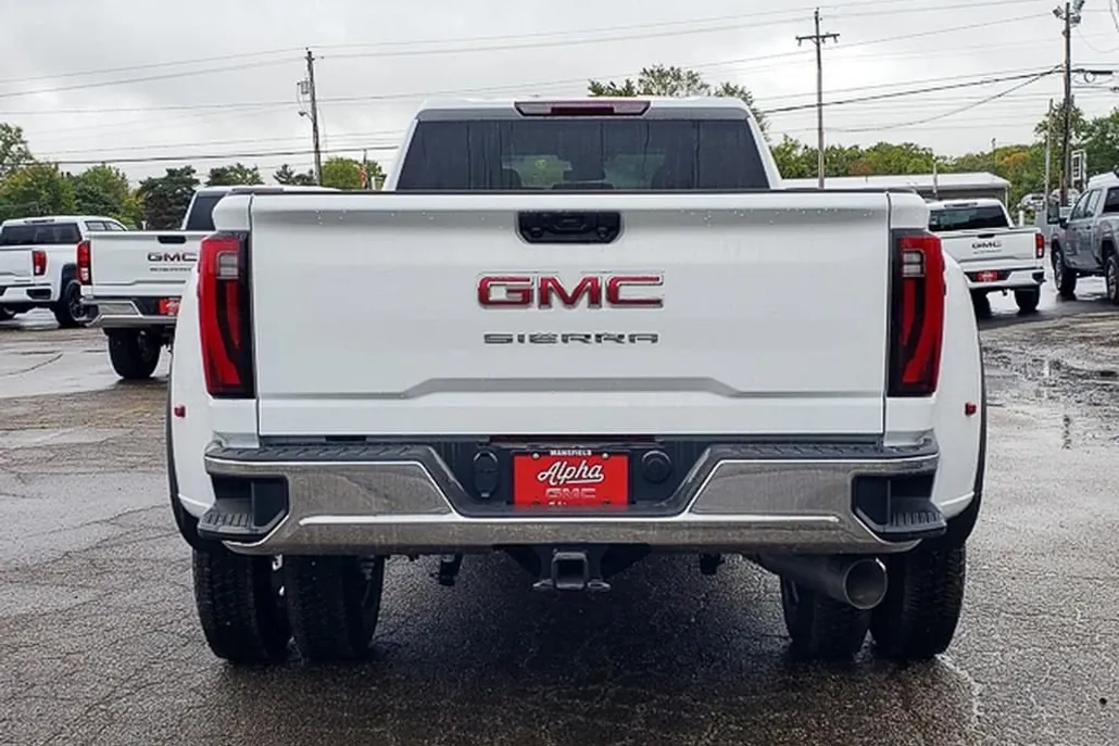 2026 Gmc Sierra 3500 HD Pro photo 1