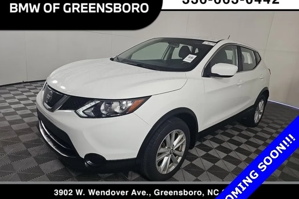 2019 Nissan Rogue Sport S photo 1