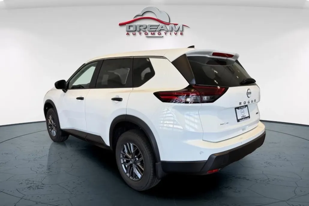 2026 Nissan Rogue S photo 1