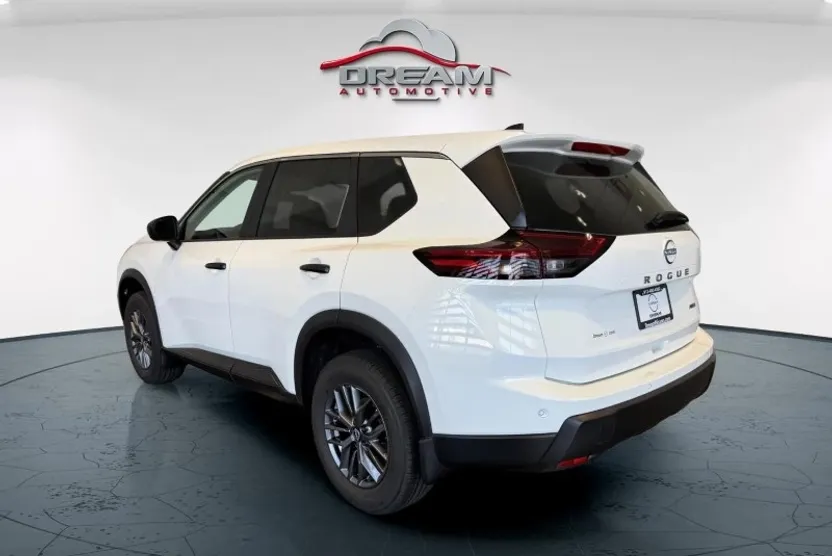 2026 Nissan Rogue S photo 1