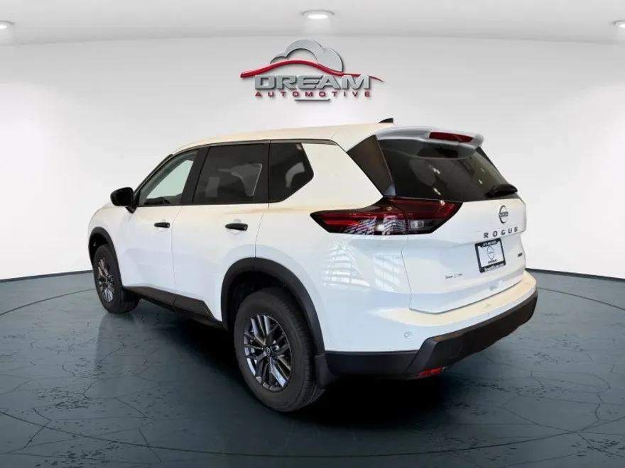 2026 Nissan Rogue S photo 1