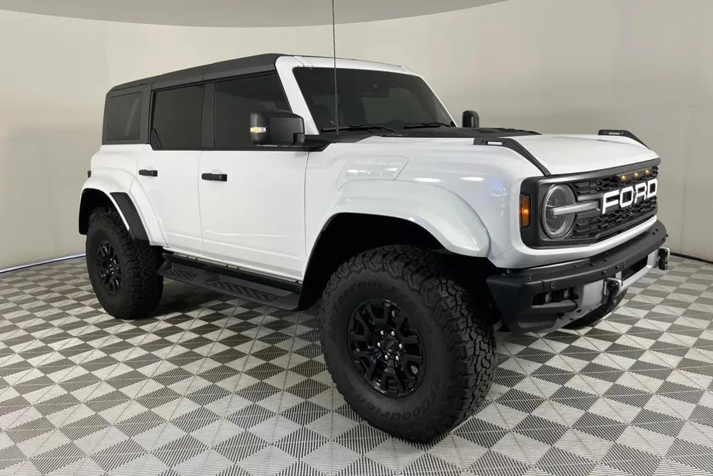 2024 Ford Bronco Raptor photo 1