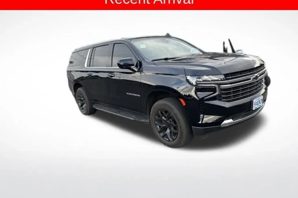 2021 Chevrolet Suburban LT photo 1