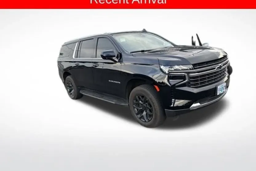2021 Chevrolet Suburban LT photo 1