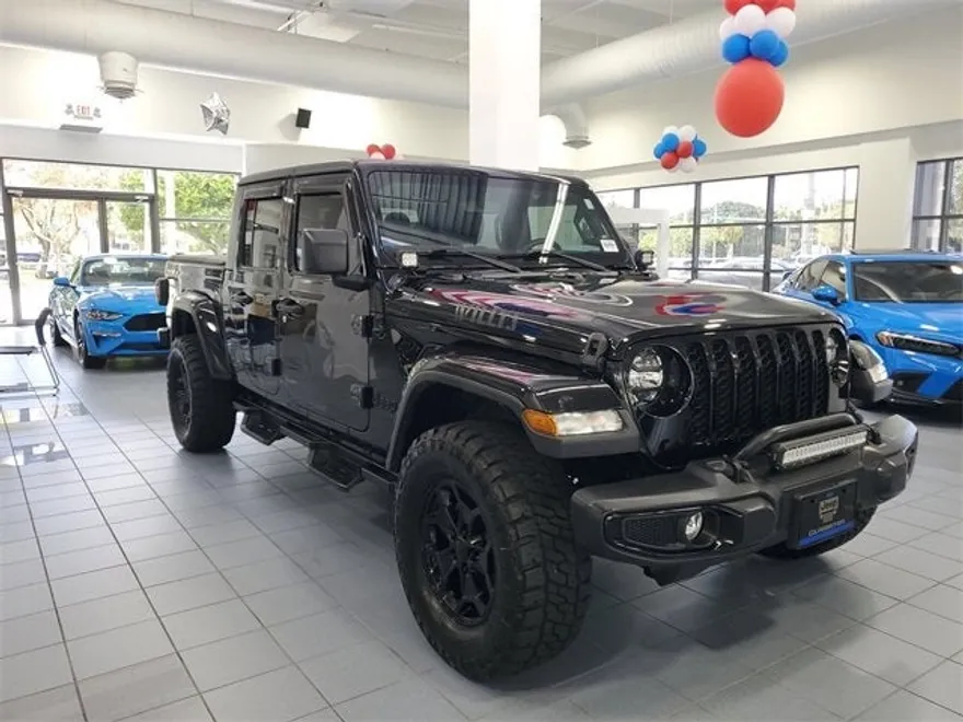 2022 Jeep Gladiator Willys photo 1