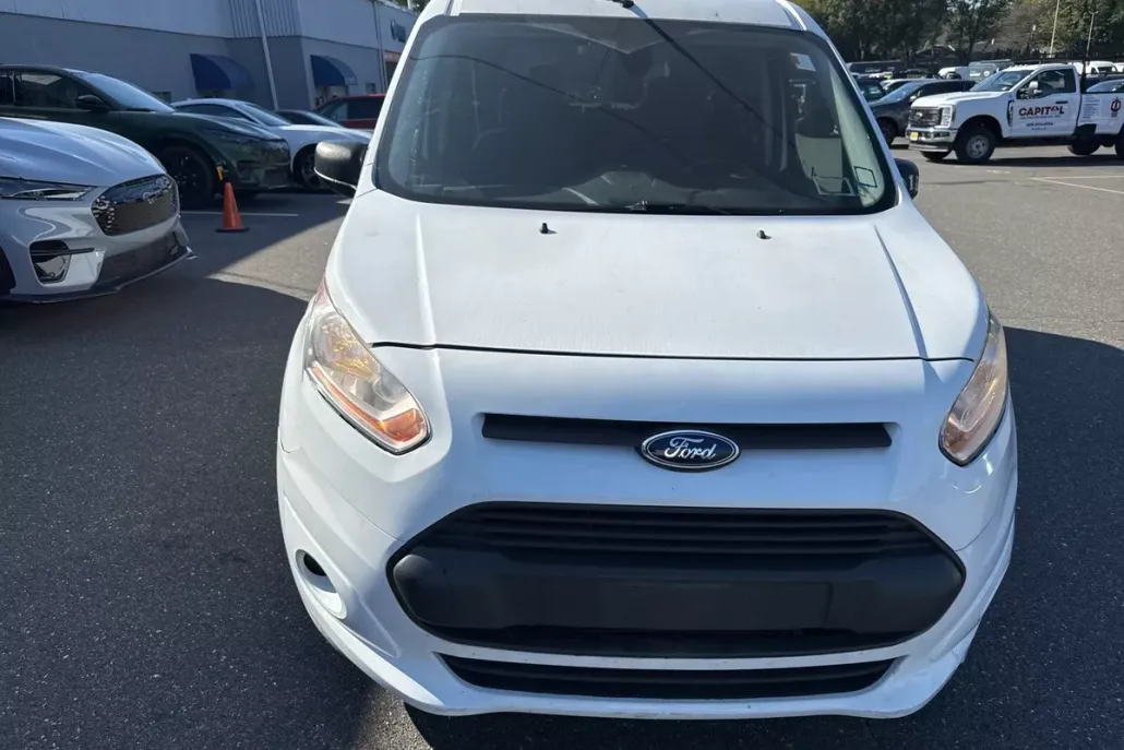 2016 Ford Transit Connect XLT Wagon photo 1