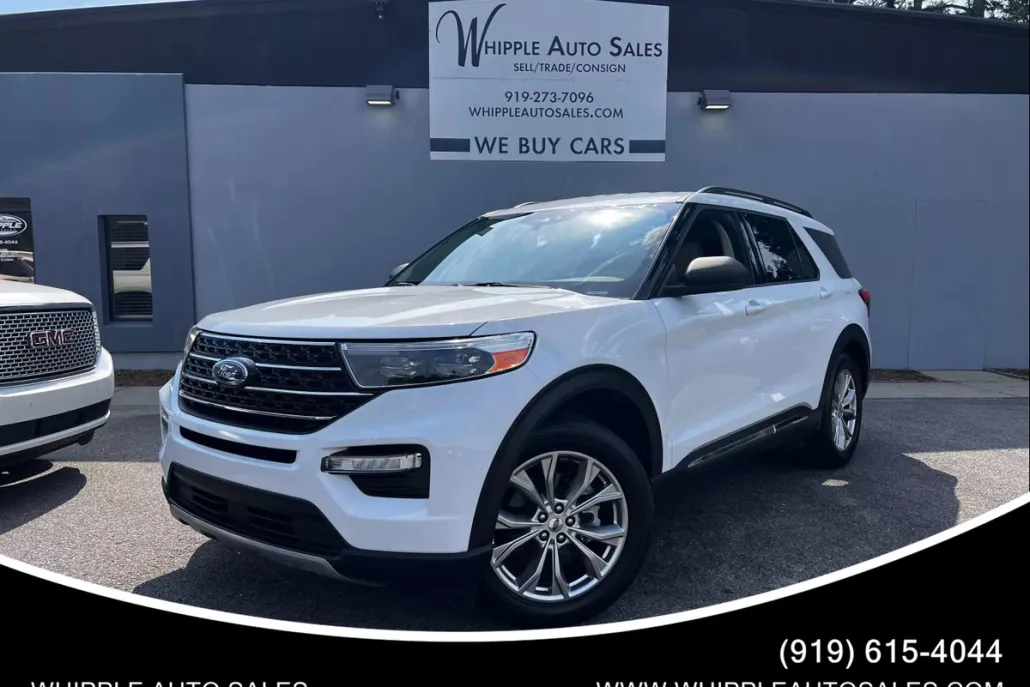 2020 Ford Explorer XLT Sport photo 1