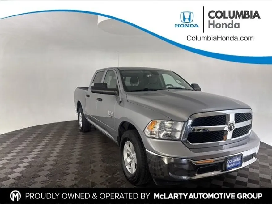 2023 Ram 1500 Classic SLT photo 1